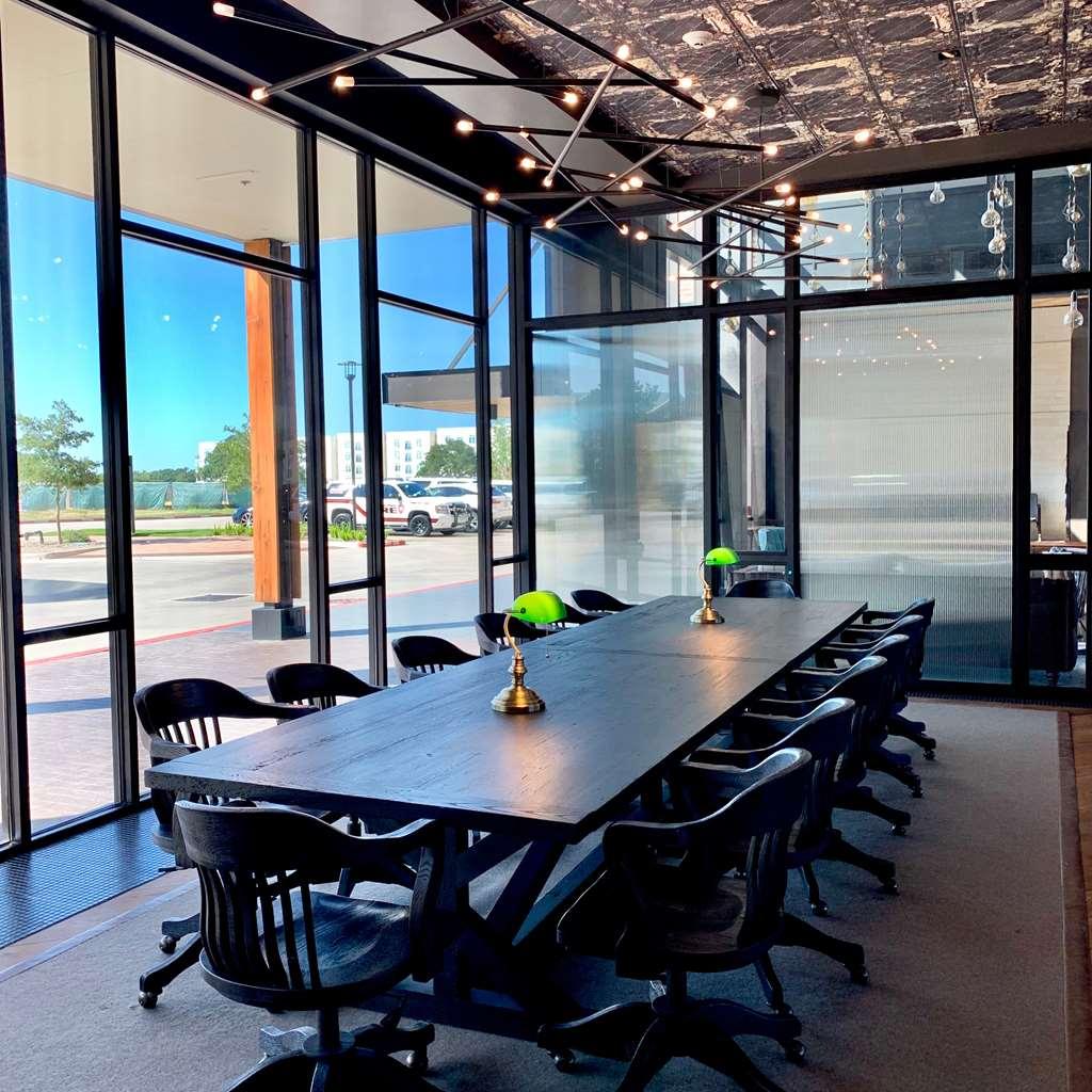 The George, By Valencia Hotel Collection College Station Facilidades foto