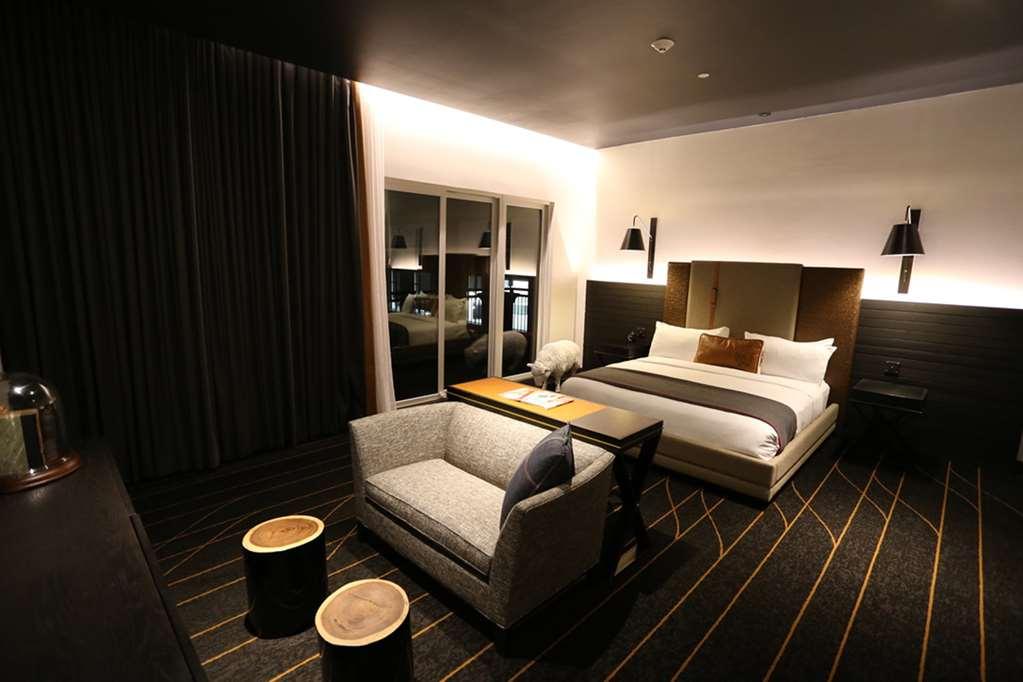 The George, By Valencia Hotel Collection College Station Habitación foto